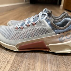ECCO Biom 2.1 X Country Hiking Shoes Women’s 8–8.5 (EU 39)